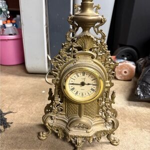 Vintage Ornate Gold Clock